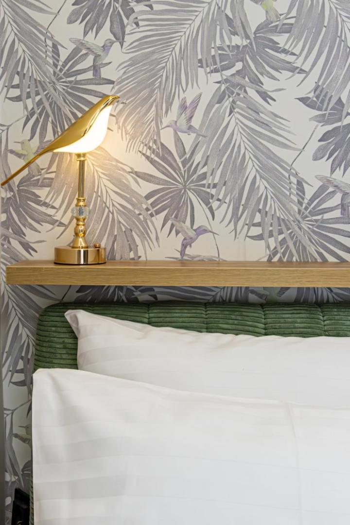 Oasis Apartment On The Broadway With Ac Budapest Esterno foto
